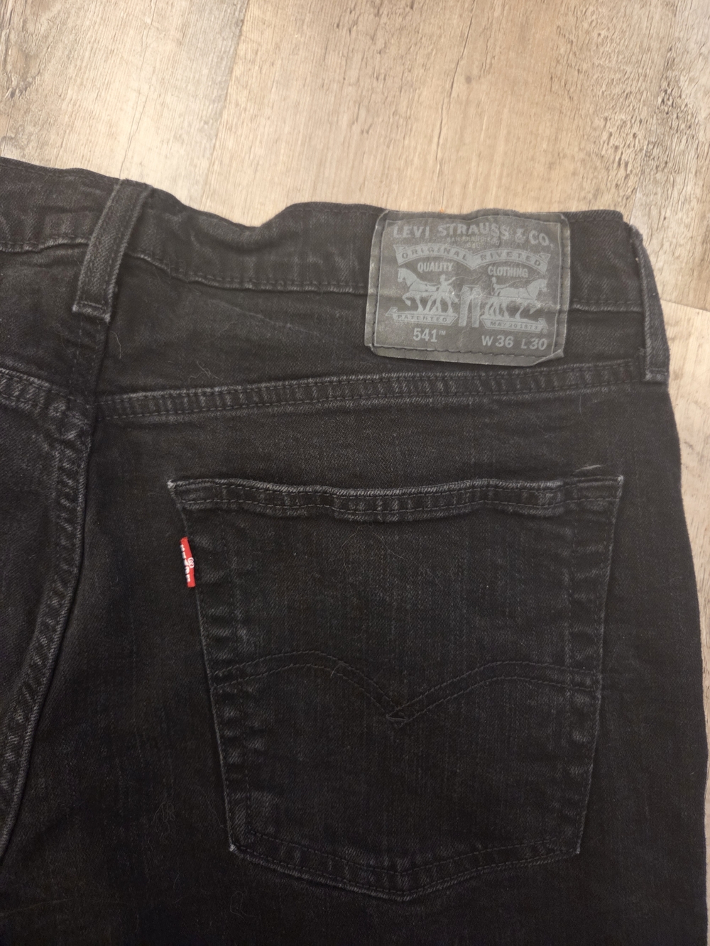 Levi's Men's 541 Slim Straight Jeans in Black 36/30